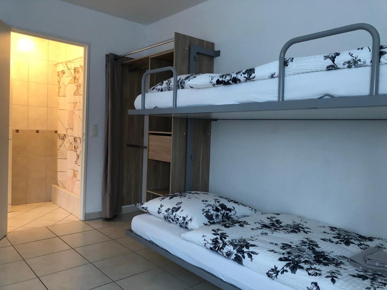 Studios Near Lycee Jean Mermoz Saint-Louis  Εξωτερικό φωτογραφία