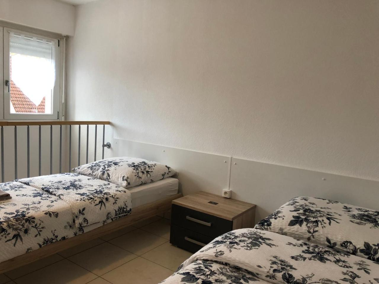 Studios Near Lycee Jean Mermoz Saint-Louis  Εξωτερικό φωτογραφία